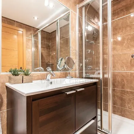 Playa Del Angel Beach By Dahlia Group Apartment Estepona